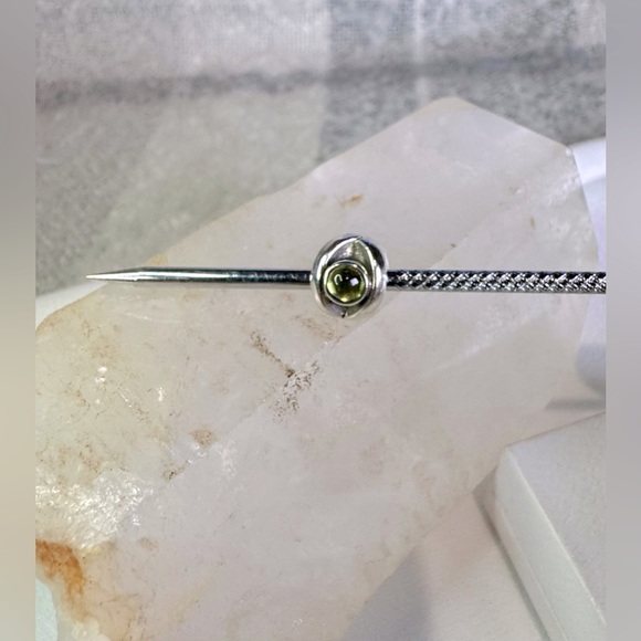 Authentic Pandora Retired Green Peridot Eye S925 Ale Sterling Silver Charm - Picture 13 of 14